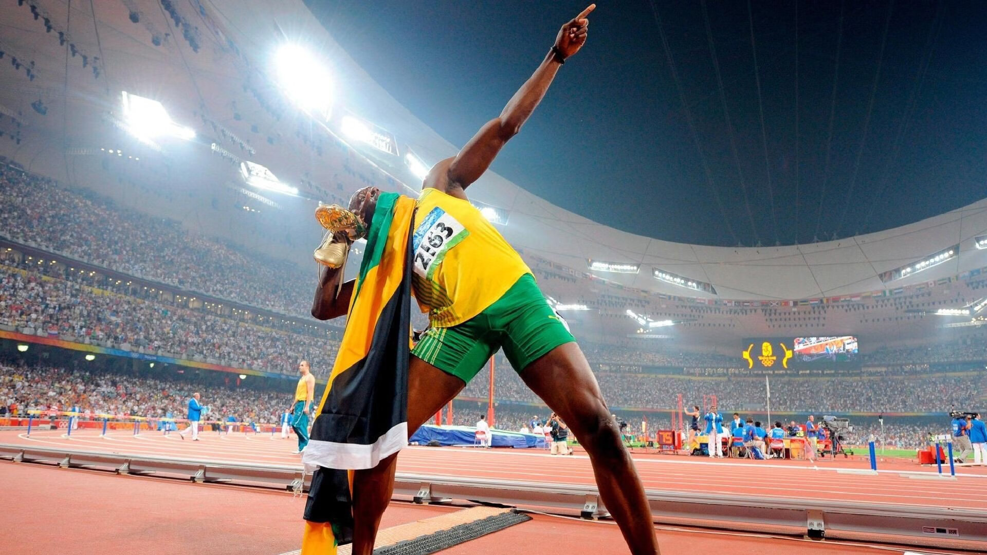 王者荣耀电竞明星访谈，王者荣耀职业选手采访